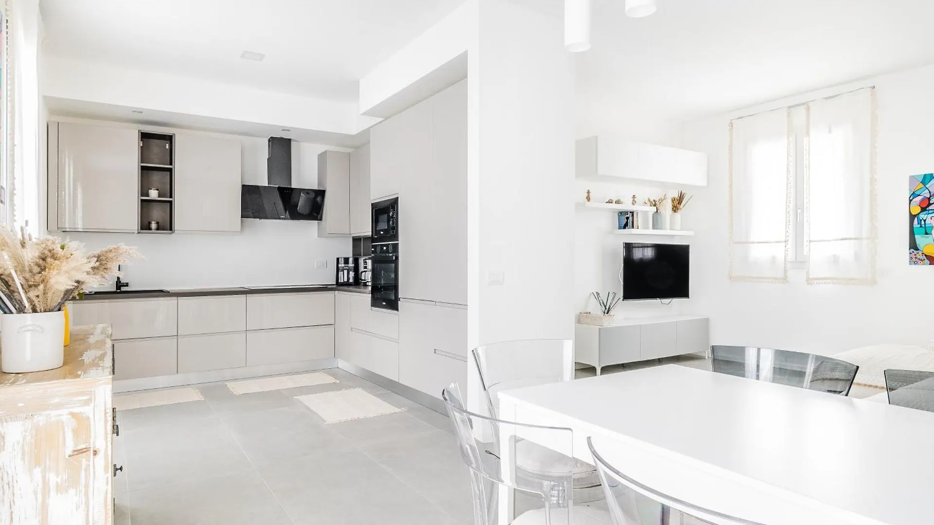 מילאנו Luxury Villa - Exclusive Property With Private Box איטליה
